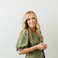 Ellie Holcomb