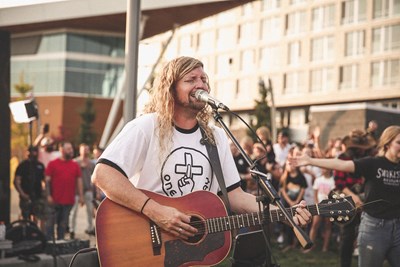 Sean Feucht